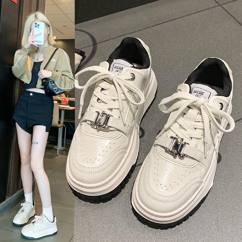 Hongkai~ Burst pattern board shoes women s thick soles increase in summer 2025 new casual sports shoes little white shoes 35 белый
Hongkai~ Burst pattern board shoes women s thick soles increase in summer 2025 new casual sports shoes little white shoes 35 белый
