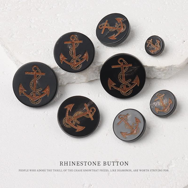 5 шт. Металлические пуговицы-якоря с лазерной гравировкой, высокие пуговицы-рожки, пуговицы для пальто, тренча, костюма, пуговицы для хлопковых и льняных рубашек, ципао, ханьфу 11Mm black
5 шт. Металлические пуговицы-якоря с лазерной гравировкой, высокие пуговицы-рожки, пуговицы для пальто, тренча, костюма, пуговицы для хлопковых и льняных рубашек, ципао, ханьфу 11Mm black