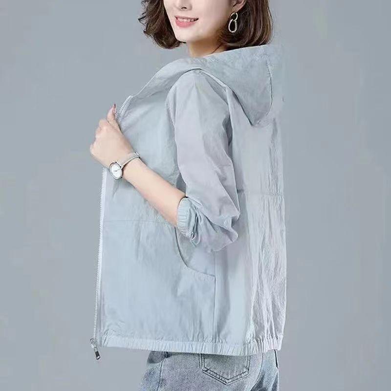 Summer Ladies Jacket Thin Jacket Casual Long Sleeve Hooded Jacket Female Windbreaker Sunscreen Jacket Outwear Extended sizes XXXXL сірий
Summer Ladies Jacket Thin Jacket Casual Long Sleeve Hooded Jacket Female Windbreaker Sunscreen Jacket Outwear Extended sizes XXXXL сірий
