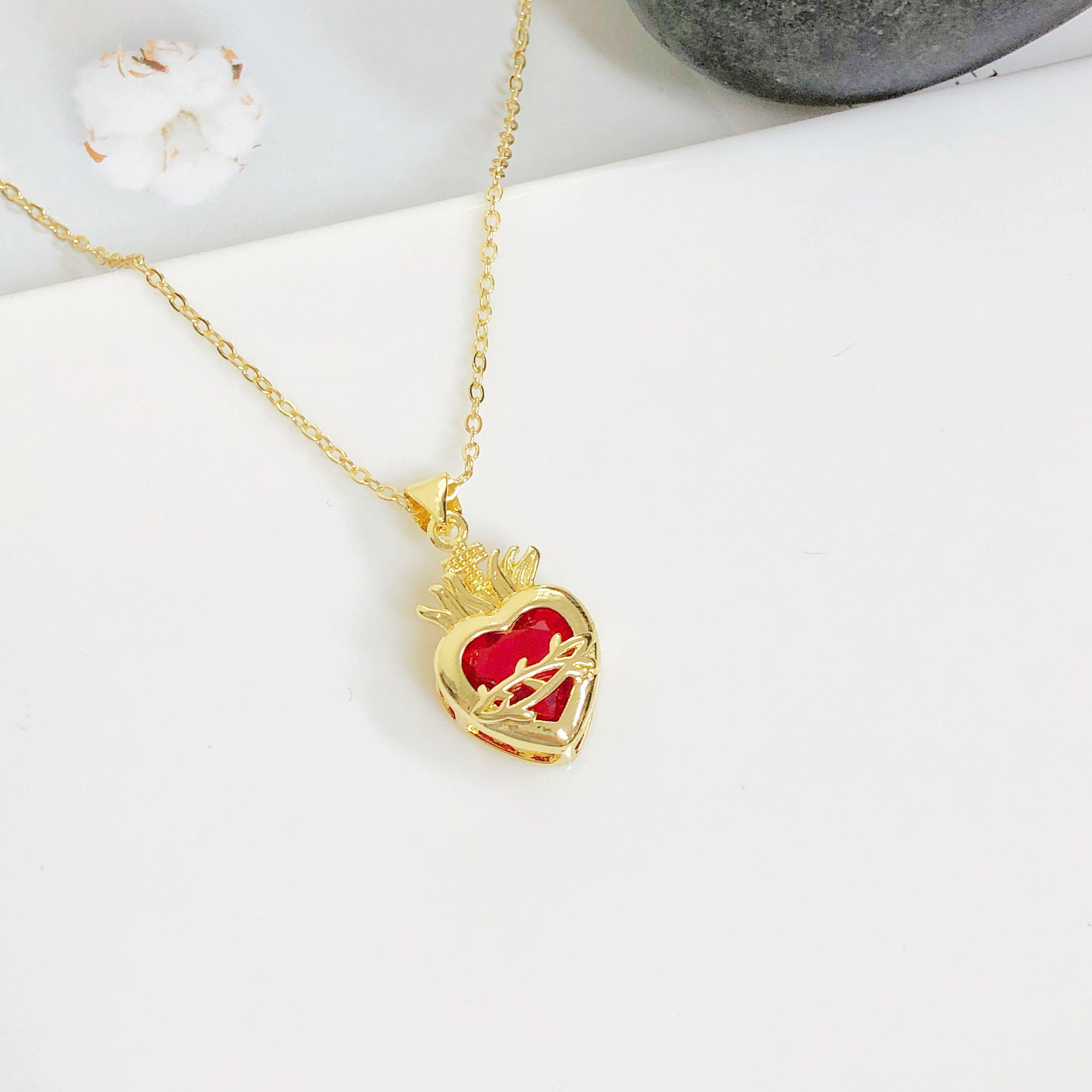 Fashion Sacred Heart of Jesus Necklace For Women Religious Cross Design Clavicle Chain Catholic Zircon Birthday Gifts
Fashion Sacred Heart of Jesus Necklace For Women Religious Cross Design Clavicle Chain Catholic Zircon Birthday Gifts