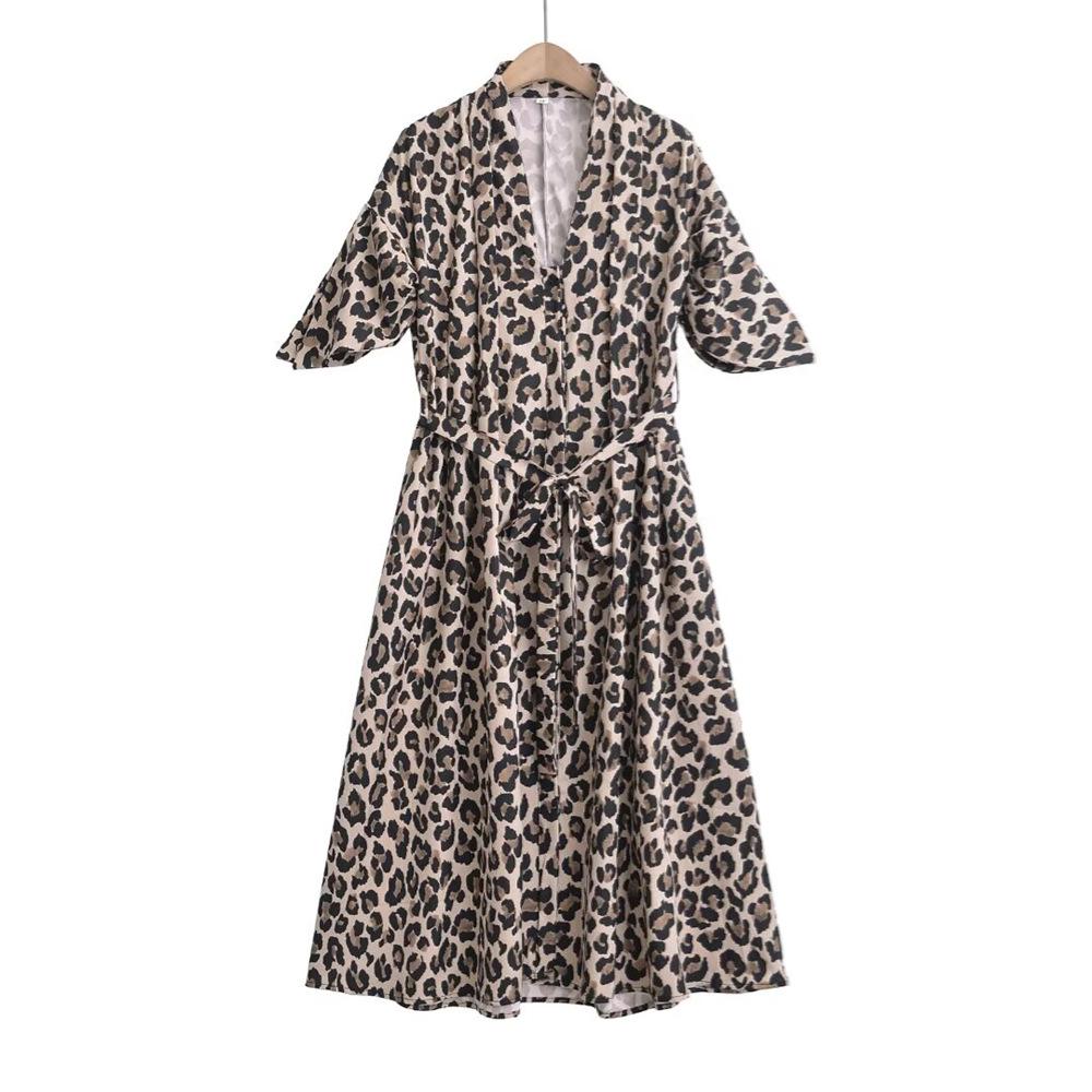 2025 Spring/Summer Women s V-Neck Pleated Leopard Print Shirt Dress M темно-коричневого
2025 Spring/Summer Women s V-Neck Pleated Leopard Print Shirt Dress M темно-коричневого
