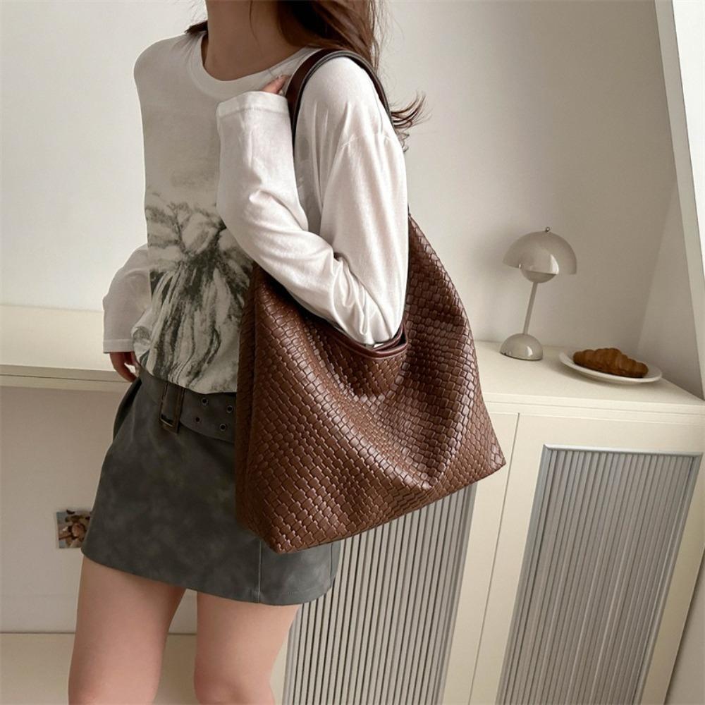 Large Capacity Woven Braided Satchel PU Leather Underarm Bag Vintage Hobo Bag Outdoor хакі
Large Capacity Woven Braided Satchel PU Leather Underarm Bag Vintage Hobo Bag Outdoor хакі