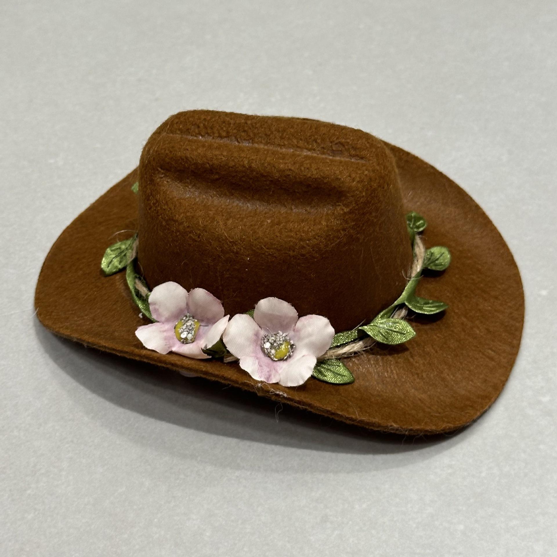 Cat Flower Green Leaf Pet Denim Hat Mini Pet Hat Brown Non Woven Pet Hat 13.5x10x6cm
Cat Flower Green Leaf Pet Denim Hat Mini Pet Hat Brown Non Woven Pet Hat 13.5x10x6cm