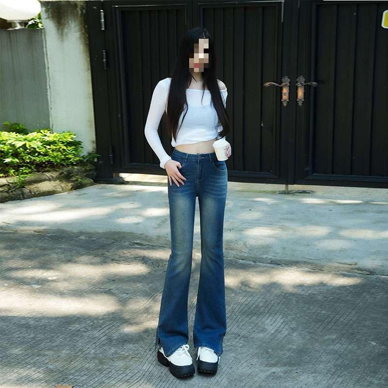 Plus Size High-Waist Flare Jeans for Women - Pear-Shaped, Slimming, Bell-Bottom with Unique Split Design Large
Plus Size High-Waist Flare Jeans for Women - Pear-Shaped, Slimming, Bell-Bottom with Unique Split Design Large