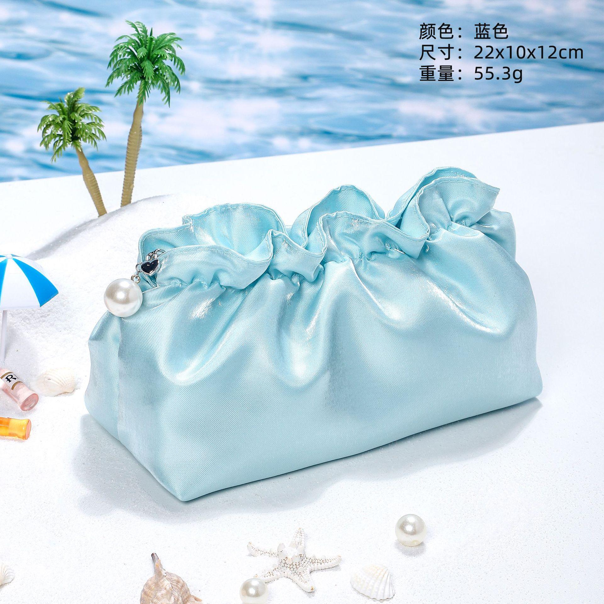 High-quality Silky Makeup Bag High-end Pleated Cloud Travel Portable Women s Bag Cosmetics Washing and Storage Bag 2025 небо синє кольору
High-quality Silky Makeup Bag High-end Pleated Cloud Travel Portable Women s Bag Cosmetics Washing and Storage Bag 2025 небо синє кольору
