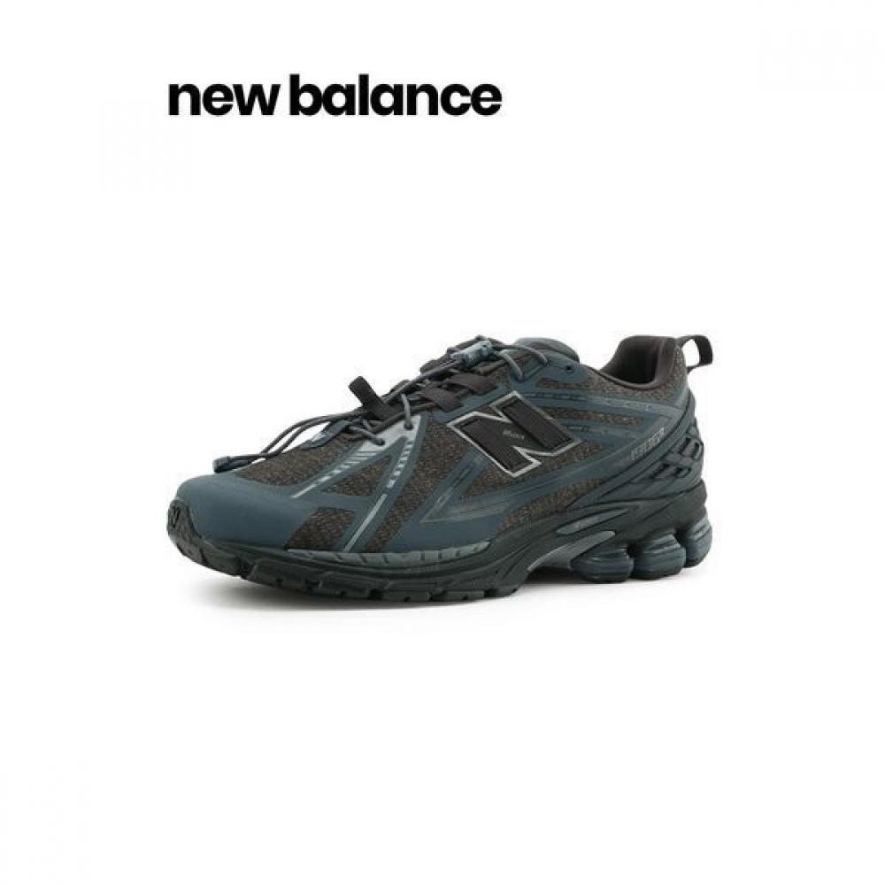 New Balance Half Club 1906r 260US8
New Balance Half Club 1906r 260US8