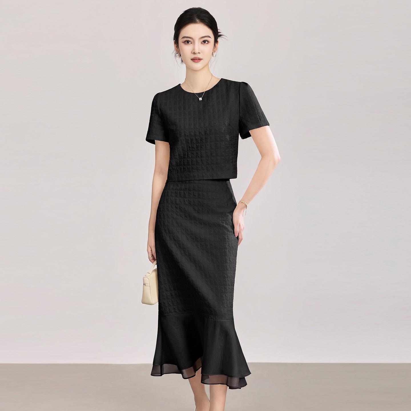 3D Bubble Textured Crop Top & Half Skirt with Organza Patchwork - Women s Summer Set Large чорний
3D Bubble Textured Crop Top & Half Skirt with Organza Patchwork - Women s Summer Set Large чорний