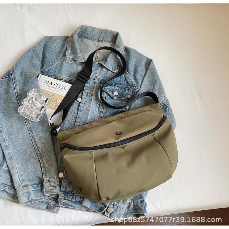 Small bag women s 2025 new simple and fashionable shoulder messenger bag women s large-capacity leisure sports cycling saddle bag зелёный
Small bag women s 2025 new simple and fashionable shoulder messenger bag women s large-capacity leisure sports cycling saddle bag зелёный