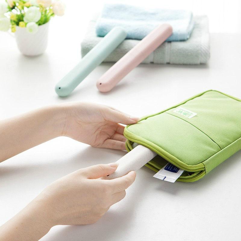 Creative home portable toothbrush box for business trips, frosted toothbrush storage box, wheat straw toothbrush box
Creative home portable toothbrush box for business trips, frosted toothbrush storage box, wheat straw toothbrush box