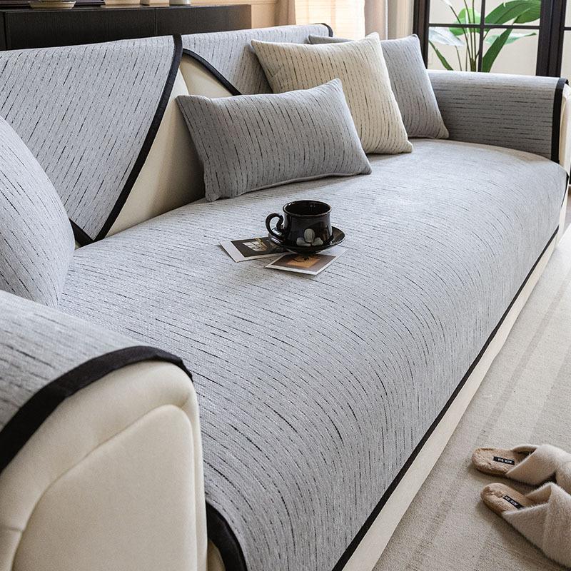 Французская подушка для дивана Xiaoxiangfeng универсальна для всех сезонов Новая высококлассная кожаная накидка на подлокотник и спинку дивана для гостиной Нескользящая 70*70cm
Французская подушка для дивана Xiaoxiangfeng универсальна для всех сезонов Новая высококлассная кожаная накидка на подлокотник и спинку дивана для гостиной Нескользящая 70*70cm