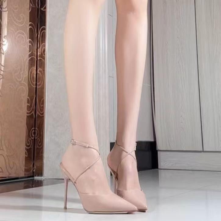 Thin heel pointed outer wear versatile casual comfortable sandals 2025 summer fashion niche design solid color high heel sandals 34
Thin heel pointed outer wear versatile casual comfortable sandals 2025 summer fashion niche design solid color high heel sandals 34