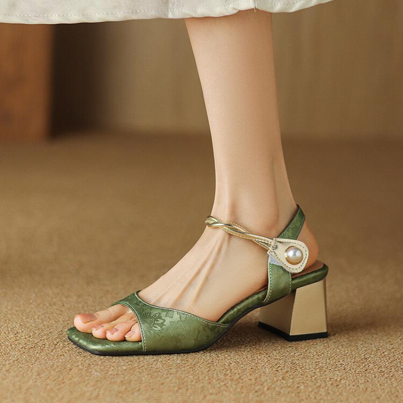 New national style size sandals women s summer mid-heel square head national comfortable soft sole buckle women s wide strip sandals 34
New national style size sandals women s summer mid-heel square head national comfortable soft sole buckle women s wide strip sandals 34