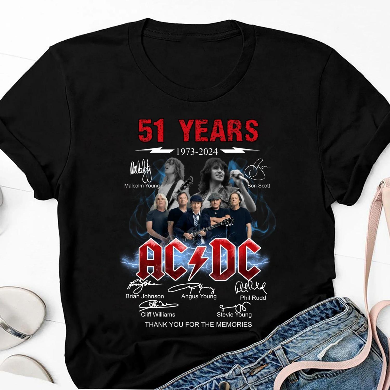 AC-DC Band 51 Years Rare Vintage Black Graphic Cotton T-shirt Those About To Rock Women s Casual Lyrics Short Sleeve Unisex Top S чёрный
AC-DC Band 51 Years Rare Vintage Black Graphic Cotton T-shirt Those About To Rock Women s Casual Lyrics Short Sleeve Unisex Top S чёрный