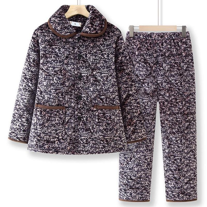 Бархатная пижама для женщин среднего и пожилого возраста: Теплый зимний хлопковый костюм для дома 3XL (135-150 jin)
Бархатная пижама для женщин среднего и пожилого возраста: Теплый зимний хлопковый костюм для дома 3XL (135-150 jin)