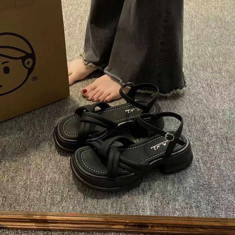 Лето 2024 года на среднем каблуке, женская обувь, водонепроницаемые сандалии на танкетке и платформе для женщин, обувь для отдыха на природе, пряжки, пляж, Корея, HF 40
Лето 2024 года на среднем каблуке, женская обувь, водонепроницаемые сандалии на танкетке и платформе для женщин, обувь для отдыха на природе, пряжки, пляж, Корея, HF 40