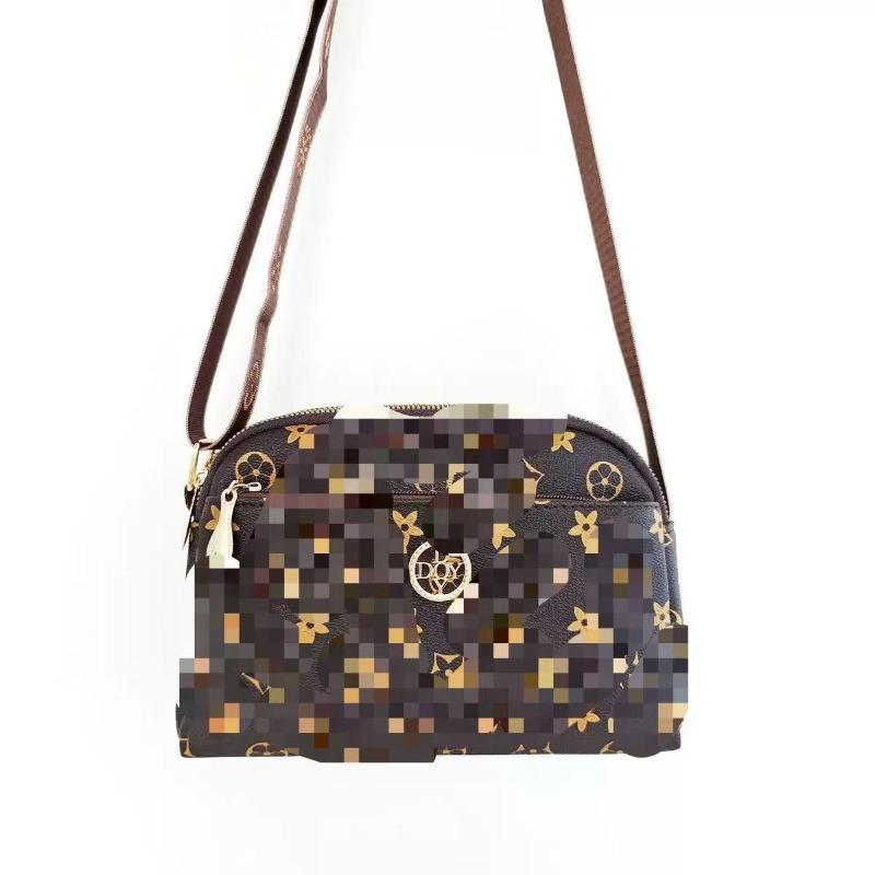 New Harajuku soft girl printed messenger bag retro girl
New Harajuku soft girl printed messenger bag retro girl