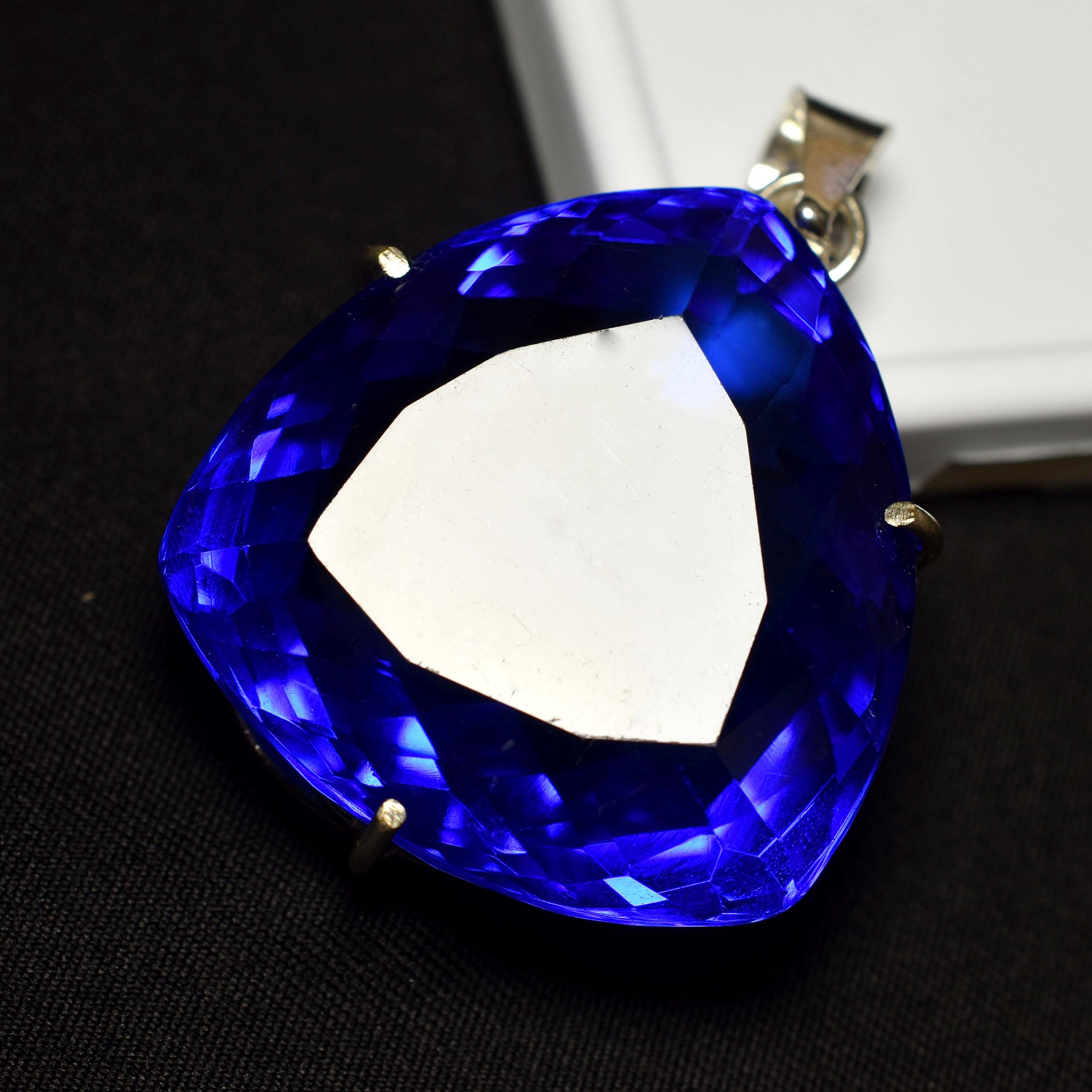 Створений в лабораторії 139 каратів трильйон топаз срібло 925 проби кулон з дорогоцінним каменем СЕРТИФІКОВАНИЙ VA-754 34.8 mm approx синій
Створений в лабораторії 139 каратів трильйон топаз срібло 925 проби кулон з дорогоцінним каменем СЕРТИФІКОВАНИЙ VA-754 34.8 mm approx синій