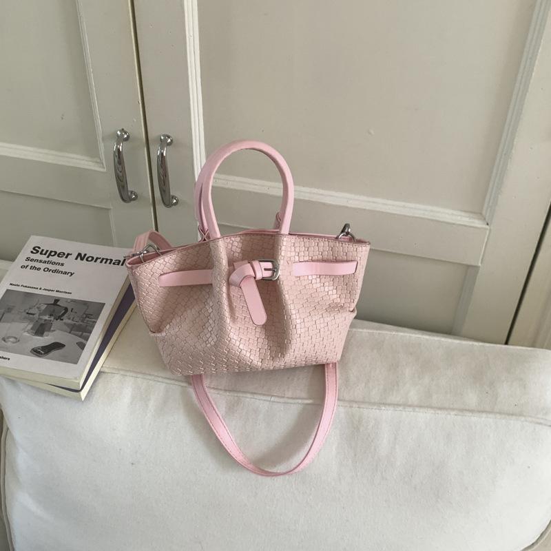 Simple and Elegant Large-capacity Fashionable Crossbody Shoulder Bag in The Shape of A Water Bucket рожевий
Simple and Elegant Large-capacity Fashionable Crossbody Shoulder Bag in The Shape of A Water Bucket рожевий