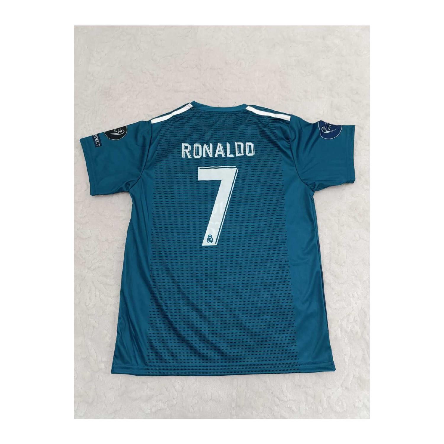 Бирюзово-синяя майка Криштиану Роналду для взрослых 2017/18 2580 S зелёный
Бирюзово-синяя майка Криштиану Роналду для взрослых 2017/18 2580 S зелёный