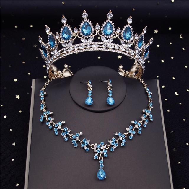 Наборы свадебных украшений с цветами в стиле барокко и кристаллами для женщин, модные диадемы с короной, серьги и ожерелье, комплект невесты, выпускного вечера, Дубай, комплекты ювелирных изделий
Наборы свадебных украшений с цветами в стиле барокко и кристаллами для женщин, модные диадемы с короной, серьги и ожерелье, комплект невесты, выпускного вечера, Дубай, комплекты ювелирных изделий