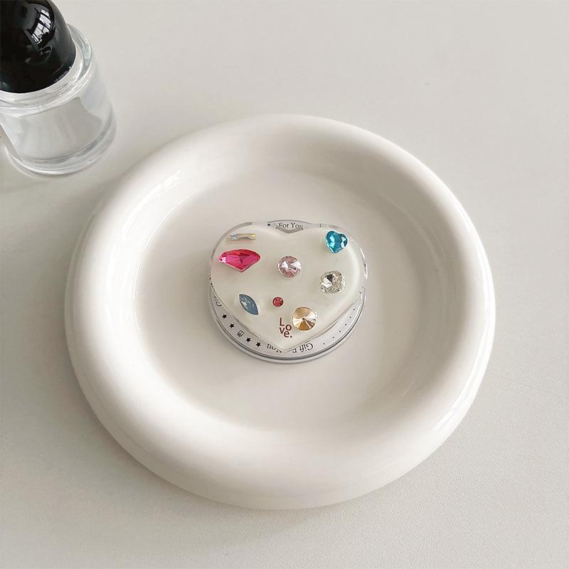 Colored Gemstones, Rhinestones, Love Mobile Phone, Airbag Bracket, Advanced Wind-Sensitive Magnetic Suction Magsafe Desktop Support Frame
Colored Gemstones, Rhinestones, Love Mobile Phone, Airbag Bracket, Advanced Wind-Sensitive Magnetic Suction Magsafe Desktop Support Frame