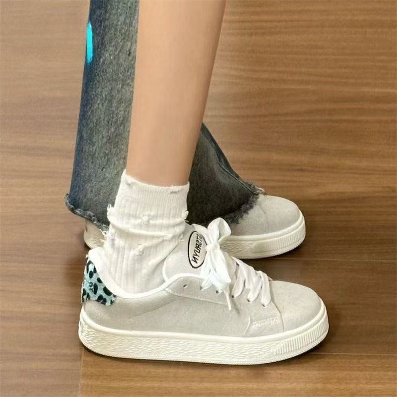 Rubber sneakers lace-up low-top new soft-soled casual sports shoes in autumn 35【foot length 22.5cm】
Rubber sneakers lace-up low-top new soft-soled casual sports shoes in autumn 35【foot length 22.5cm】