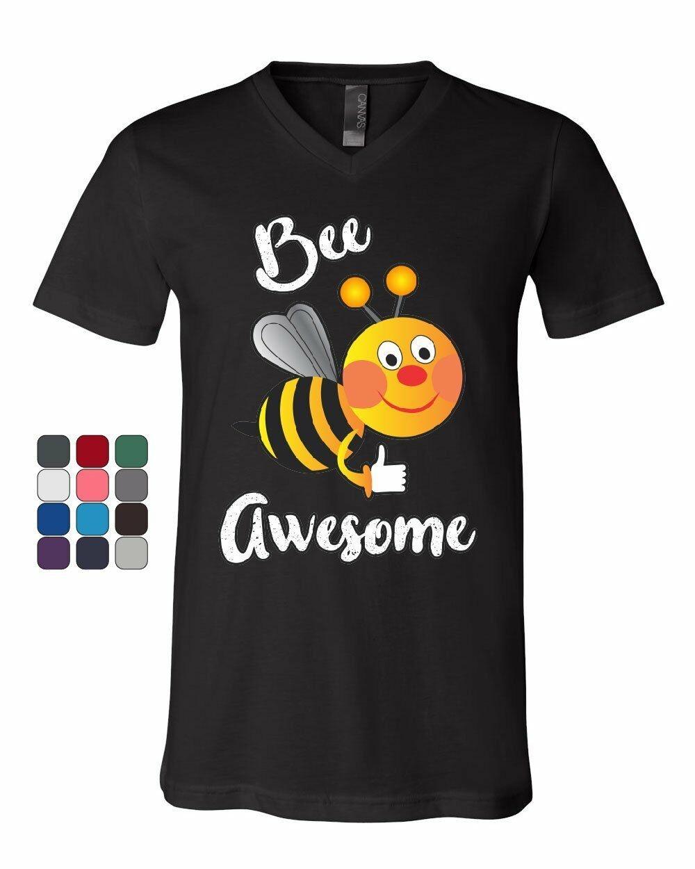 Футболка унисекс с v-образным вырезом Bee Awesome. Мотивационная забавная милая футболка Honey Bee Be Awesome.
Футболка унисекс с v-образным вырезом Bee Awesome. Мотивационная забавная милая футболка Honey Bee Be Awesome.