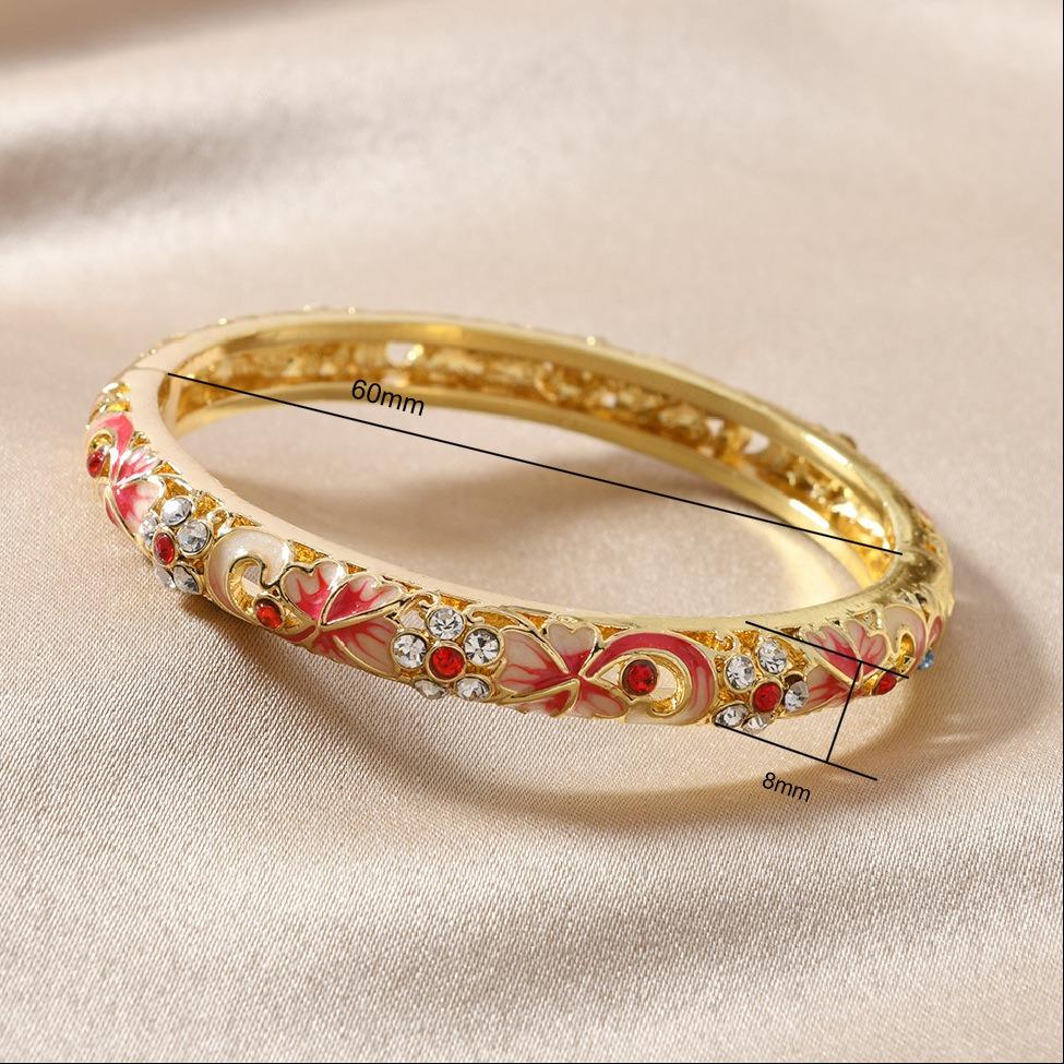 New Arrival New Chinese Style Light Luxury Alloy Gold Plated Zircon Chain Link Rose Bracelet Women s Vintage Fine Retro Jewelry червоний
New Arrival New Chinese Style Light Luxury Alloy Gold Plated Zircon Chain Link Rose Bracelet Women s Vintage Fine Retro Jewelry червоний