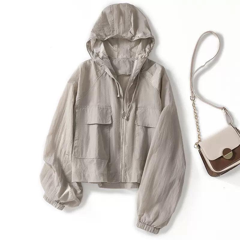Женская легкая куртка с капюшоном свободного кроя для защиты от солнца - Летний повседневный топ с длинным рукавом для миниатюрных фигур с кулиской. XL (57.5-65 kg) серый
Женская легкая куртка с капюшоном свободного кроя для защиты от солнца - Летний повседневный топ с длинным рукавом для миниатюрных фигур с кулиской. XL (57.5-65 kg) серый