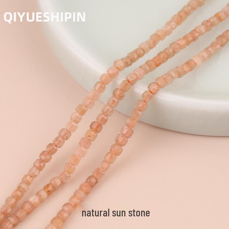 Натуральная черная шпинель 2 мм, маленькие кристальные бусины в форме кубиков сахара для DIY проектов 2.3mm Small Cube ≈165 pieces/strand
Натуральная черная шпинель 2 мм, маленькие кристальные бусины в форме кубиков сахара для DIY проектов 2.3mm Small Cube ≈165 pieces/strand