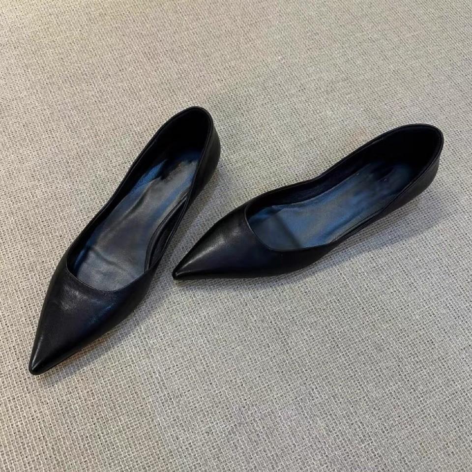 Ручная работа, кожаный узор, французский темперамент, туфли-лодочки с неглубоким вырезом, женские, новые 2025, остроносые, простые, универсальные, профессиональные рабочие туфли, на каждый день 40 чёрный
Ручная работа, кожаный узор, французский темперамент, туфли-лодочки с неглубоким вырезом, женские, новые 2025, остроносые, простые, универсальные, профессиональные рабочие туфли, на каждый день 40 чёрный