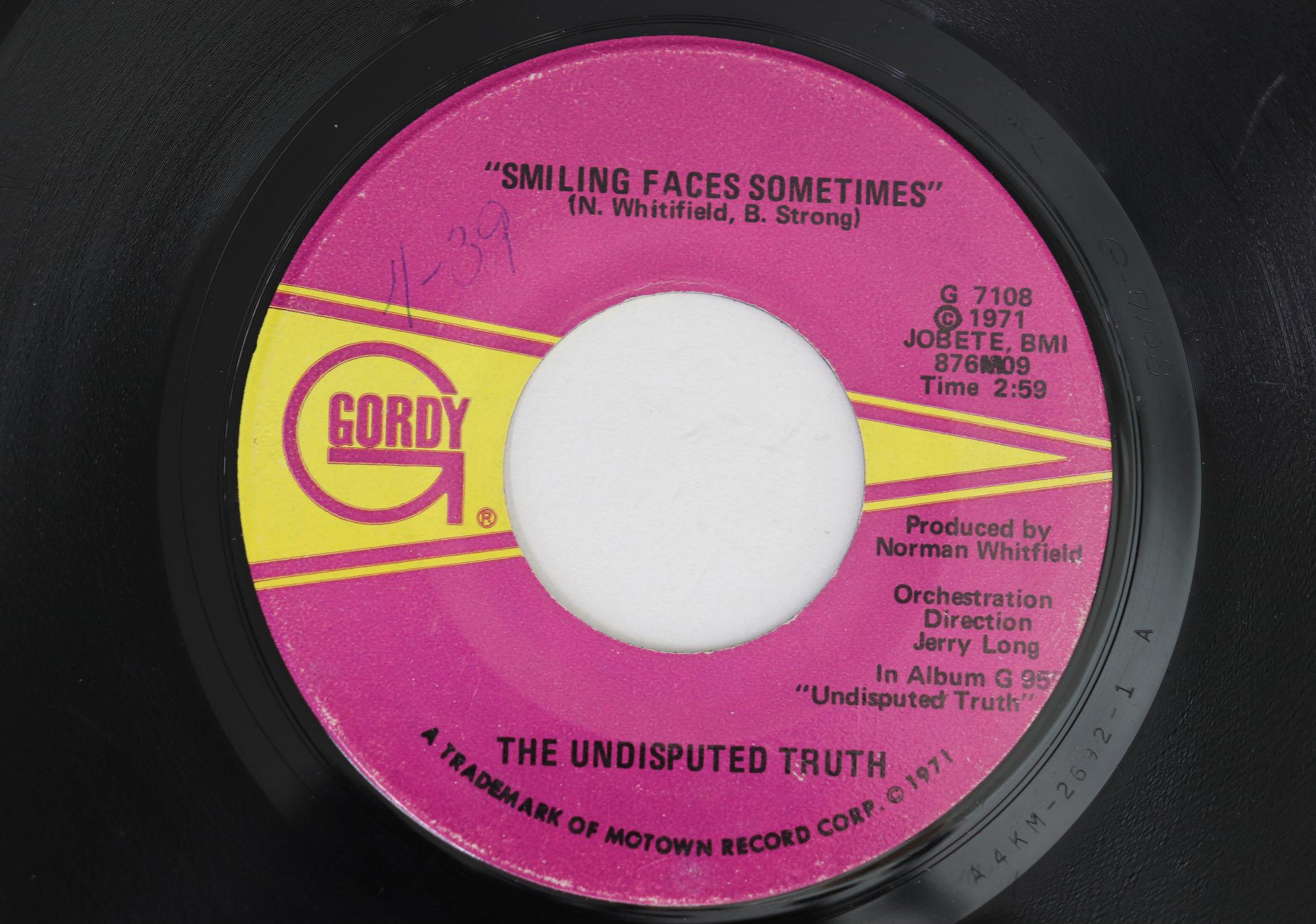 7inch Record UNDISPUTED TRUTH Smiling Faces Sometimes You Got T G7108 GORDY 1971 US SoulFunk Used
7inch Record UNDISPUTED TRUTH Smiling Faces Sometimes You Got T G7108 GORDY 1971 US SoulFunk Used