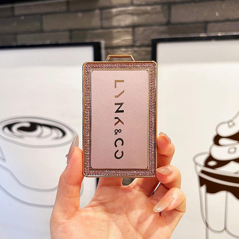 Кейс для NFC-карты-ключа Lynk & Co 08/07/09, Z10/Z20 Женская модель высокого класса
Кейс для NFC-карты-ключа Lynk & Co 08/07/09, Z10/Z20 Женская модель высокого класса
