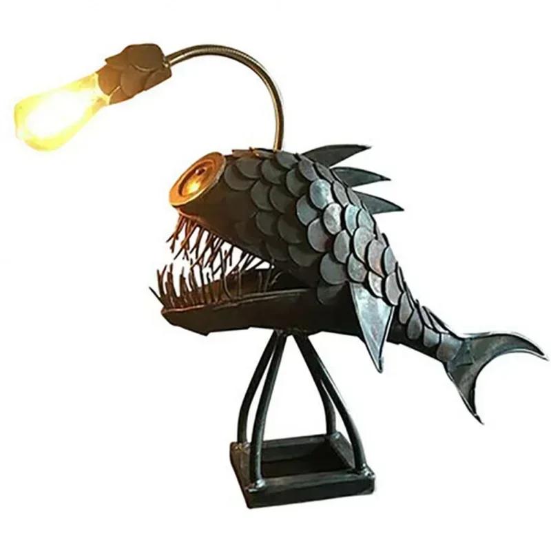 Ретро настольная лампа Angler Fish Light с гибкой головкой лампы, художественные настольные лампы для дома, бара, кафе, домашнее искусство, декоративные украшения
Ретро настольная лампа Angler Fish Light с гибкой головкой лампы, художественные настольные лампы для дома, бара, кафе, домашнее искусство, декоративные украшения