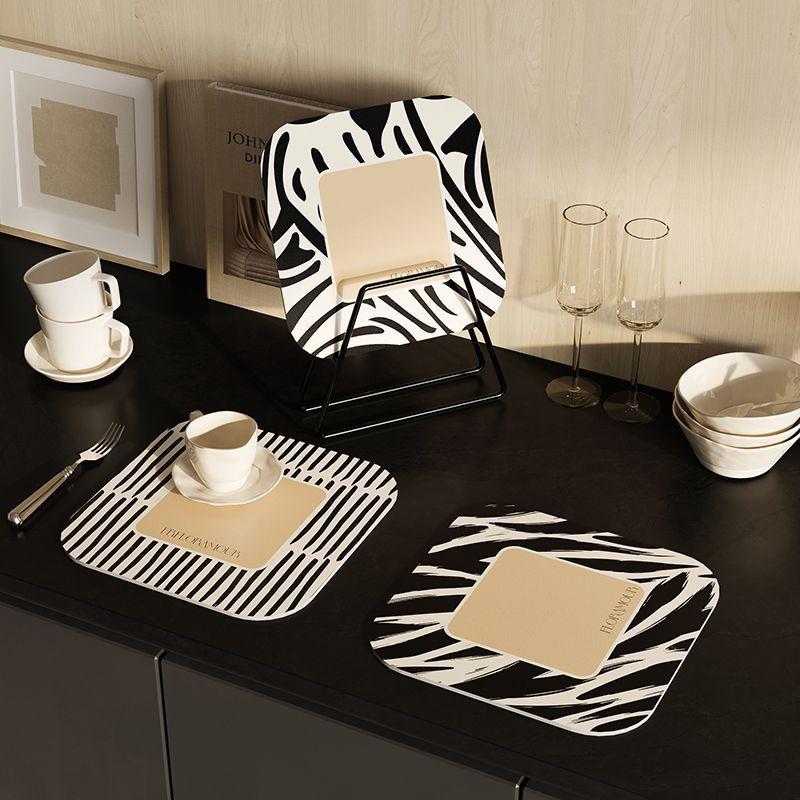 Подстаканник во французском стиле Luxury Diatom Mud Absorbent Coaster, высококачественный, термостойкий, нескользящий, устойчивый к пятнам, быстросохнущий A-30x30cm чёрный
Подстаканник во французском стиле Luxury Diatom Mud Absorbent Coaster, высококачественный, термостойкий, нескользящий, устойчивый к пятнам, быстросохнущий A-30x30cm чёрный