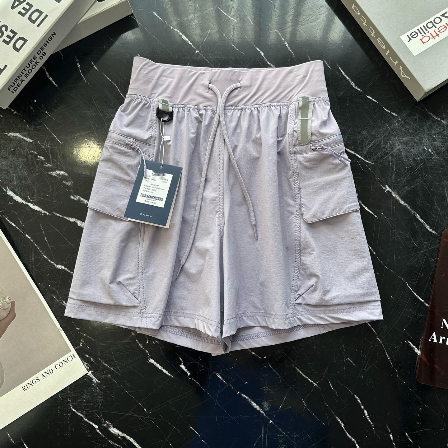 Женские спортивные шорты с высокой талией и эффектом похудения от Kimu - быстросохнущая летняя повседневная одежда Large
Женские спортивные шорты с высокой талией и эффектом похудения от Kimu - быстросохнущая летняя повседневная одежда Large