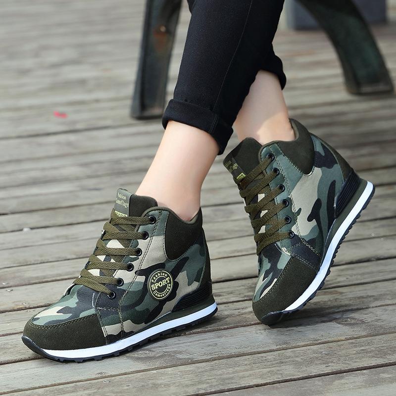2025 autumn new fashion inner height increase camouflage shoes women s canvas sneakers 42 large size sports running shoes foreign trade 42
2025 autumn new fashion inner height increase camouflage shoes women s canvas sneakers 42 large size sports running shoes foreign trade 42