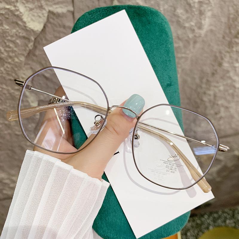 Polygon Square Luxury Myopia Glasses Women TR90 Gold Metal Frame Blue Light Filter Short-sight Eyewear Prescription Glasses Cons Original lens 0
Polygon Square Luxury Myopia Glasses Women TR90 Gold Metal Frame Blue Light Filter Short-sight Eyewear Prescription Glasses Cons Original lens 0