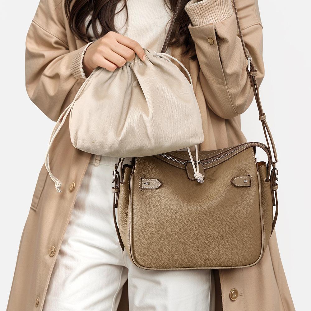 Top-grain Leather Lunch Box, Leather Bag, Women s Bag, Detachable Independent Inner Liner, Crossbody Bag, Ladies Handbag
Top-grain Leather Lunch Box, Leather Bag, Women s Bag, Detachable Independent Inner Liner, Crossbody Bag, Ladies Handbag