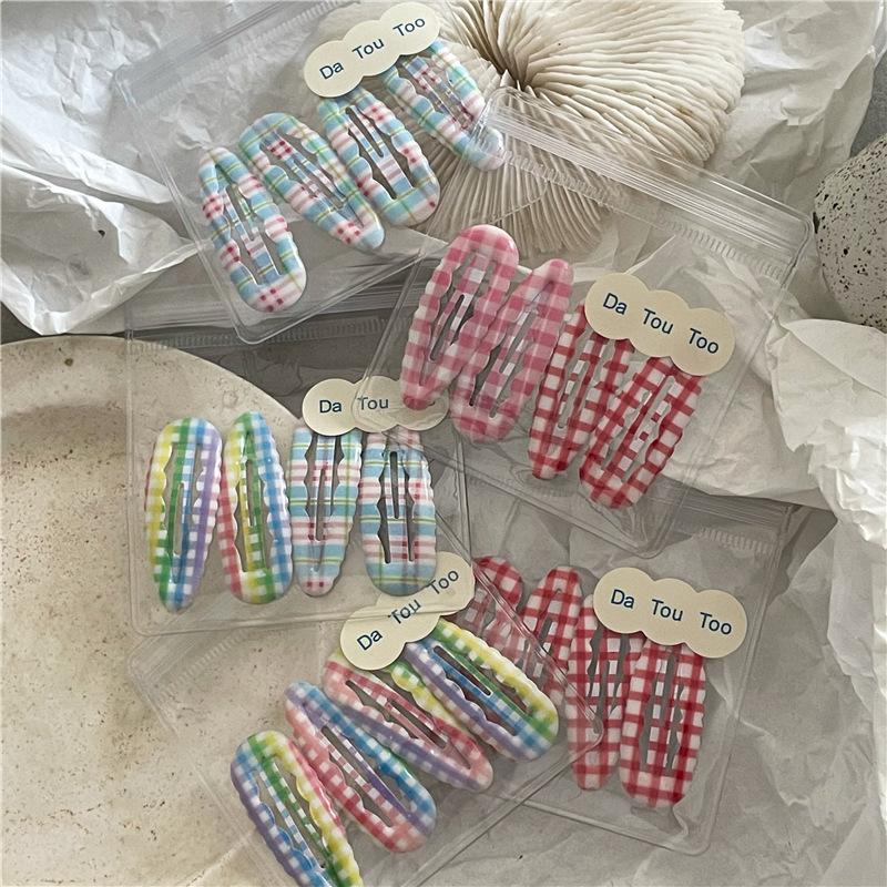 4pcs/set Fashion Color Contrast Plaid Water Drop BB Clip Cute Student Female Broken Hair Fringe Hairpin Headwear
4pcs/set Fashion Color Contrast Plaid Water Drop BB Clip Cute Student Female Broken Hair Fringe Hairpin Headwear