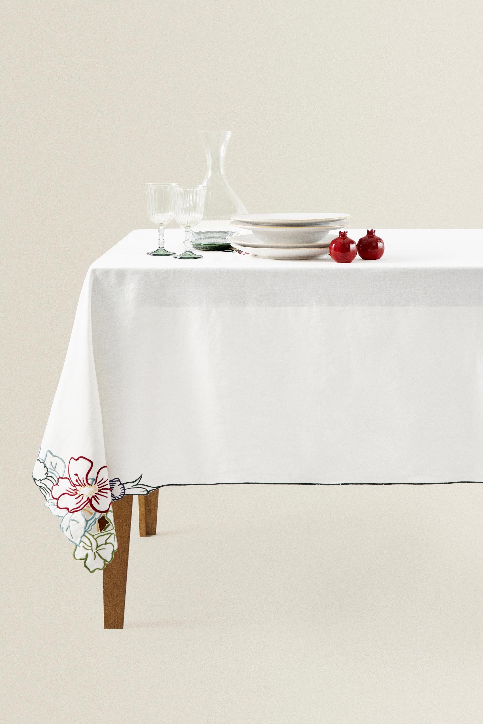 Скатерть РАМИ С ЦВЕТОЧНОЙ ВЫШИВКОЙ
Скатерть РАМИ С ЦВЕТОЧНОЙ ВЫШИВКОЙ