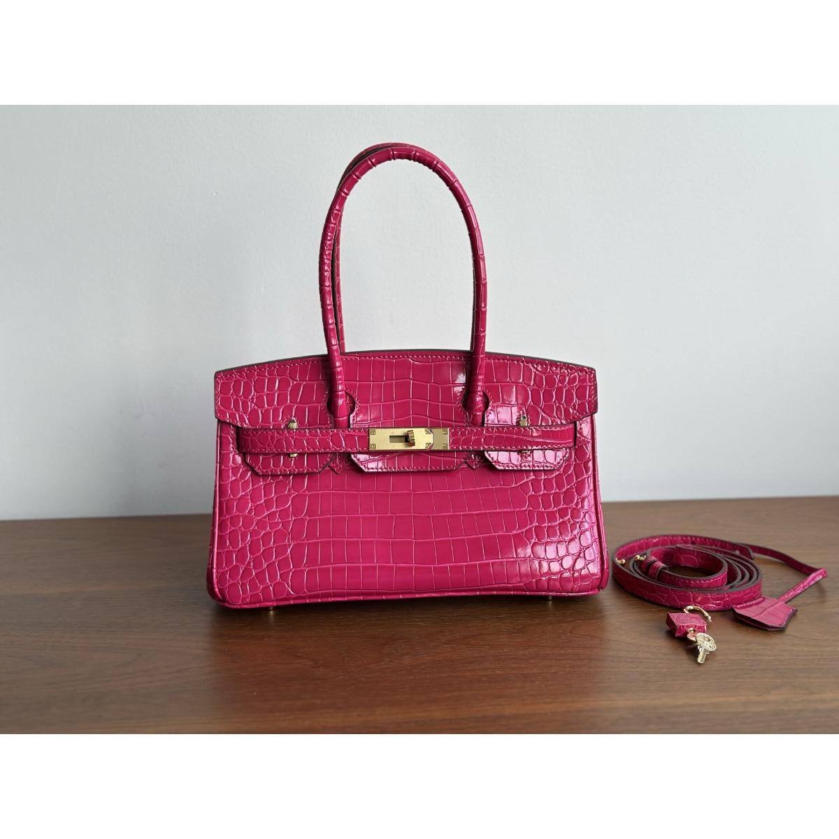 Popular crocodile pattern horizontal plate platinum 30cm genuine leather women s bag, European and American fashion cowhide large bag, commuter 30*19*16 розы красного
Popular crocodile pattern horizontal plate platinum 30cm genuine leather women s bag, European and American fashion cowhide large bag, commuter 30*19*16 розы красного
