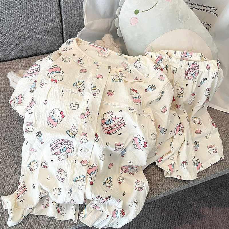 Japanese sweet full print cake Hello Kitty pajamas women s summer short-sleeved shorts crew neck two-piece student loungewear S
Japanese sweet full print cake Hello Kitty pajamas women s summer short-sleeved shorts crew neck two-piece student loungewear S