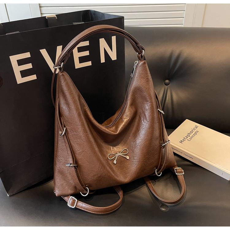 Students commute to class, tote bag women s 2024 new autumn fashion backpack, large-capacity shoulder bag темно-коричневого кольору
Students commute to class, tote bag women s 2024 new autumn fashion backpack, large-capacity shoulder bag темно-коричневого кольору