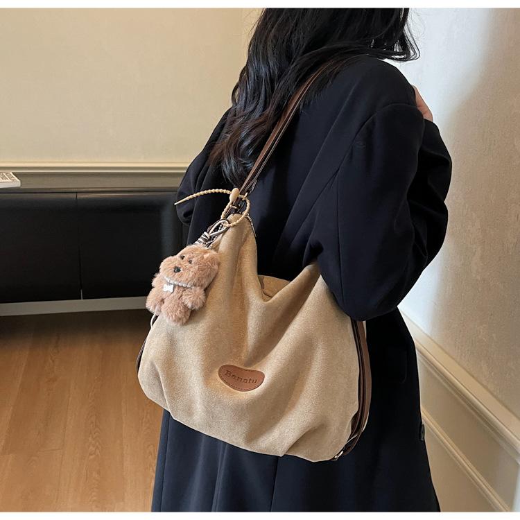 One-shoulder Dual-purpose Bag Casual Simple Lazy Style Large Capacity Tote All-matching 33x14x28 single package хакі
One-shoulder Dual-purpose Bag Casual Simple Lazy Style Large Capacity Tote All-matching 33x14x28 single package хакі