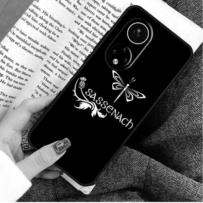 Outlander Sassenach Design Case For Honor Magic 8 6 7 Lite Honor 400 200 Pro 50 70 90 X8c X8b X9a X9c X9b X9d Win Cover Honor Magic6 Lite
Outlander Sassenach Design Case For Honor Magic 8 6 7 Lite Honor 400 200 Pro 50 70 90 X8c X8b X9a X9c X9b X9d Win Cover Honor Magic6 Lite