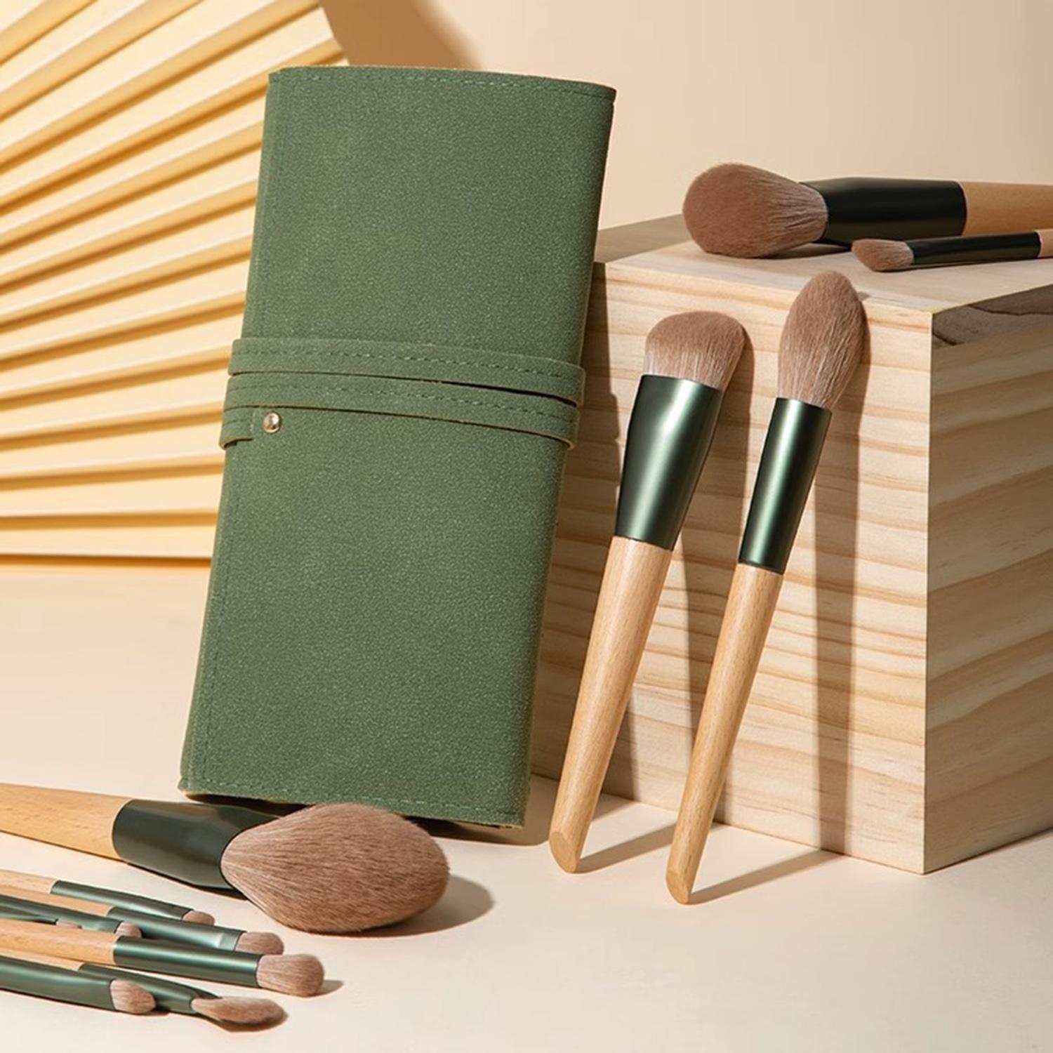 10Pcs/Set Makeup Brushes Synthetic Bristle Brushes with Storage Bag for Eyeshadow Concealer Type A
10Pcs/Set Makeup Brushes Synthetic Bristle Brushes with Storage Bag for Eyeshadow Concealer Type A