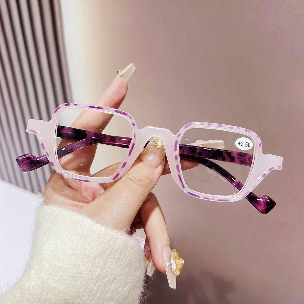 Shatar Small Frame Reading Glasses For Women Anti Blue Light Personalized New Fashionable Look Young Niche Presbyopic Glasses +100 розовый
Shatar Small Frame Reading Glasses For Women Anti Blue Light Personalized New Fashionable Look Young Niche Presbyopic Glasses +100 розовый