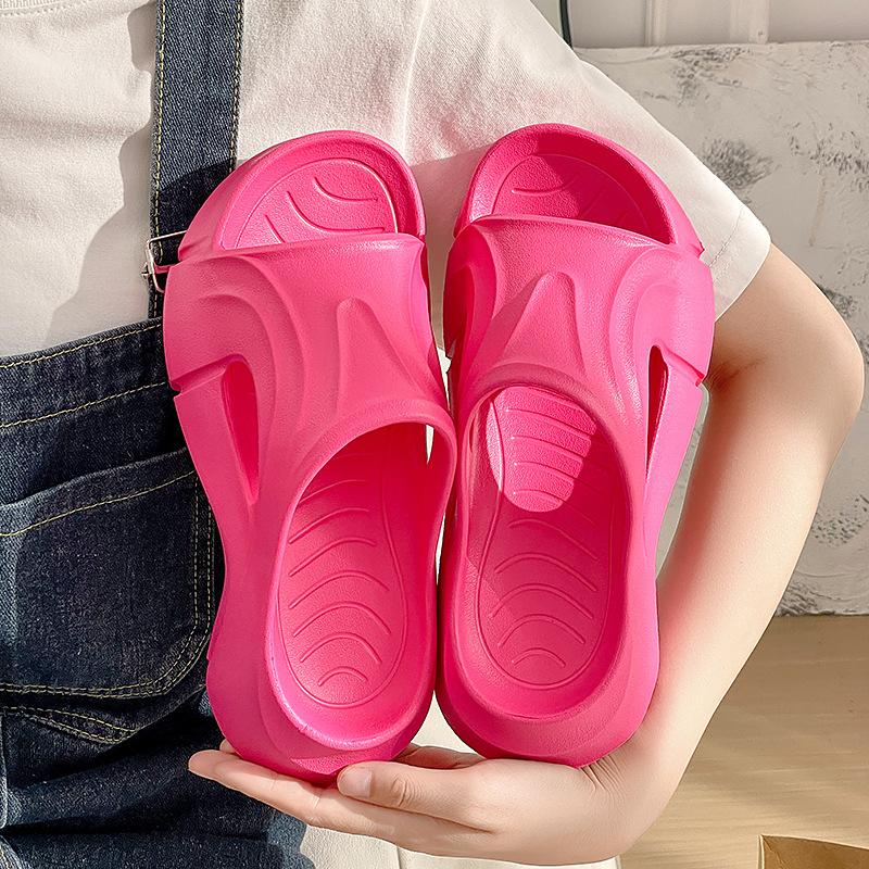 Thick-soled slippers girls step on shit EVA soft-soled INS tide one-word drag outdoor high heels women s muffin shoes 40-41 чорний
Thick-soled slippers girls step on shit EVA soft-soled INS tide one-word drag outdoor high heels women s muffin shoes 40-41 чорний