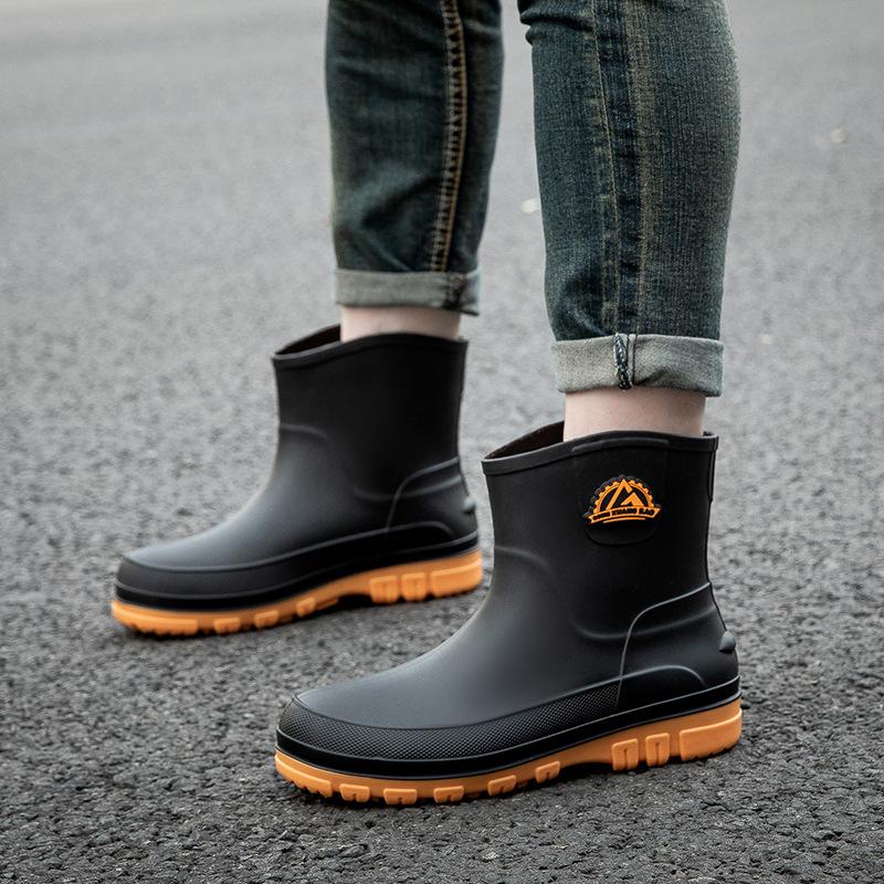 New men s short rain shoes, fashionable fishing kitchen rider rain boots, non-slip, waterproof and wear-resistant rubber shoes 39
New men s short rain shoes, fashionable fishing kitchen rider rain boots, non-slip, waterproof and wear-resistant rubber shoes 39